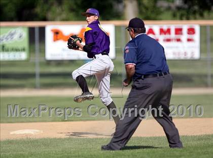Thumbnail 2 in Harlem vs. Boylan (Class 4A Regional Semifinal) photogallery.