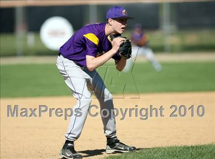 Thumbnail 3 in Harlem vs. Boylan (Class 4A Regional Semifinal) photogallery.