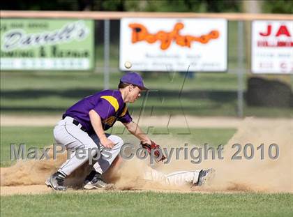 Thumbnail 3 in Harlem vs. Boylan (Class 4A Regional Semifinal) photogallery.