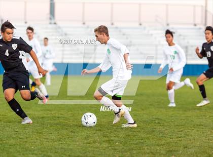 Thumbnail 2 in Green Mountain @ Standley Lake photogallery.