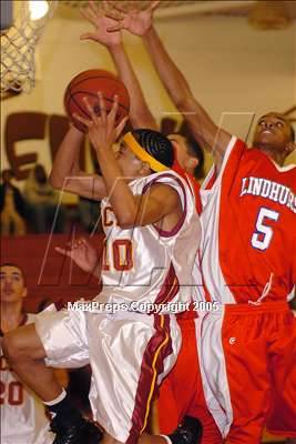 Thumbnail 2 in Lindhurst @ Encina photogallery.