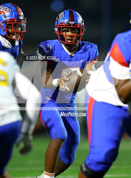Thumbnail 2 in Bishop Amat vs. Serra (CIF SS D2 Playoffs) photogallery.