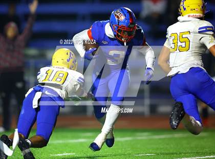 Thumbnail 1 in Bishop Amat vs. Serra (CIF SS D2 Playoffs) photogallery.