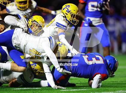 Thumbnail 2 in Bishop Amat vs. Serra (CIF SS D2 Playoffs) photogallery.