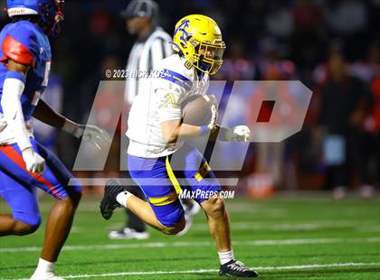 Thumbnail 3 in Bishop Amat vs. Serra (CIF SS D2 Playoffs) photogallery.
