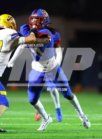 Thumbnail 2 in Bishop Amat vs. Serra (CIF SS D2 Playoffs) photogallery.