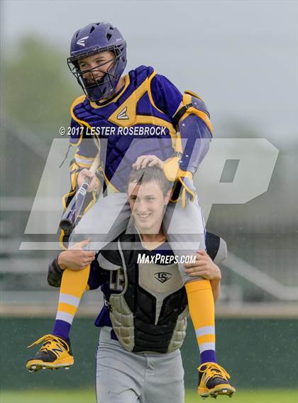 Thumbnail 1 in Waller vs La Grange (La Grange Baseball Tournament) photogallery.