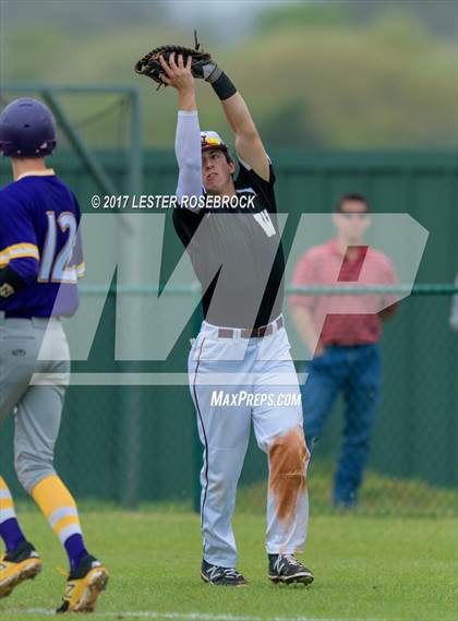 Thumbnail 2 in Waller vs La Grange (La Grange Baseball Tournament) photogallery.