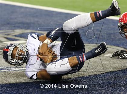 Thumbnail 3 in Boyd vs. Cedar Hill (UIL 6A Division 2 Region 1 Area Playoff) photogallery.