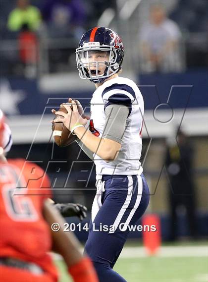 Thumbnail 3 in Boyd vs. Cedar Hill (UIL 6A Division 2 Region 1 Area Playoff) photogallery.