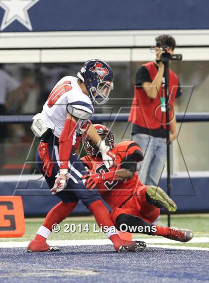 Thumbnail 3 in Boyd vs. Cedar Hill (UIL 6A Division 2 Region 1 Area Playoff) photogallery.