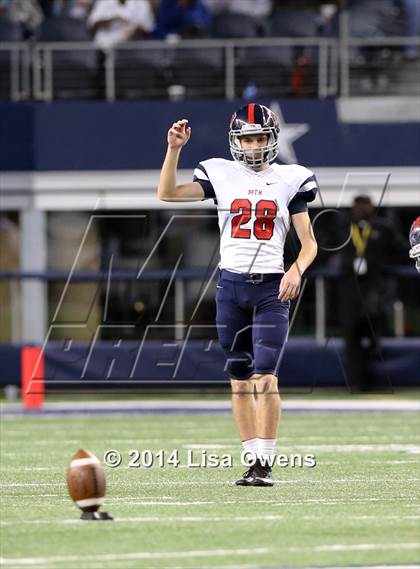 Thumbnail 1 in Boyd vs. Cedar Hill (UIL 6A Division 2 Region 1 Area Playoff) photogallery.