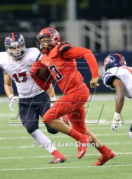 Thumbnail 2 in Boyd vs. Cedar Hill (UIL 6A Division 2 Region 1 Area Playoff) photogallery.