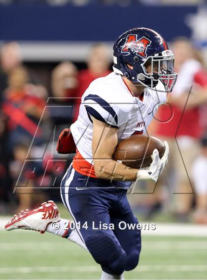 Thumbnail 1 in Boyd vs. Cedar Hill (UIL 6A Division 2 Region 1 Area Playoff) photogallery.