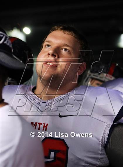 Thumbnail 1 in Boyd vs. Cedar Hill (UIL 6A Division 2 Region 1 Area Playoff) photogallery.
