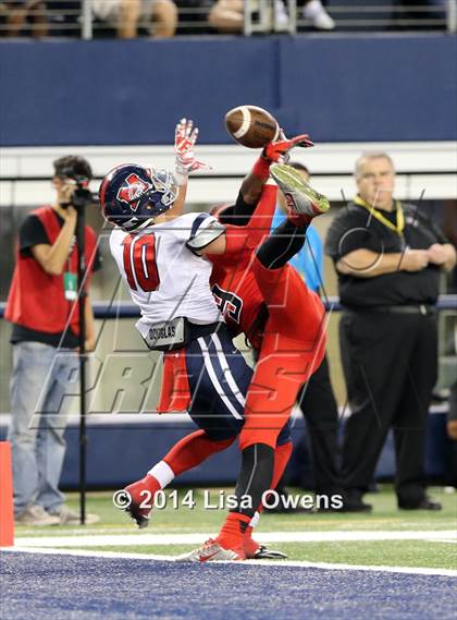 Thumbnail 2 in Boyd vs. Cedar Hill (UIL 6A Division 2 Region 1 Area Playoff) photogallery.