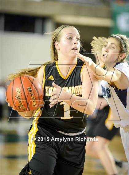 Thumbnail 2 in Gonzaga Prep vs. Inglemoor (WIAA 4A Championship) photogallery.