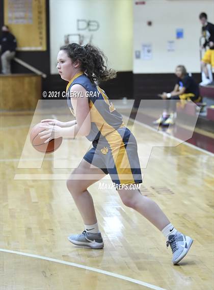 Thumbnail 1 in Sullivan Central @ Johnson County photogallery.
