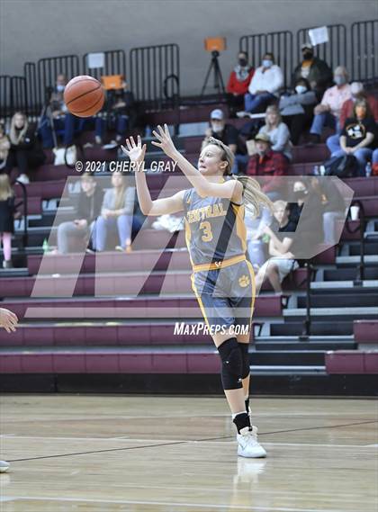 Thumbnail 1 in Sullivan Central @ Johnson County photogallery.