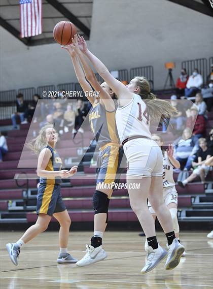 Thumbnail 3 in Sullivan Central @ Johnson County photogallery.