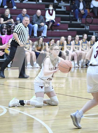 Thumbnail 3 in Sullivan Central @ Johnson County photogallery.