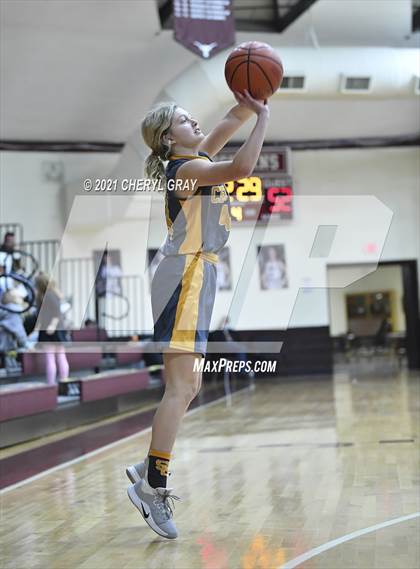Thumbnail 1 in Sullivan Central @ Johnson County photogallery.