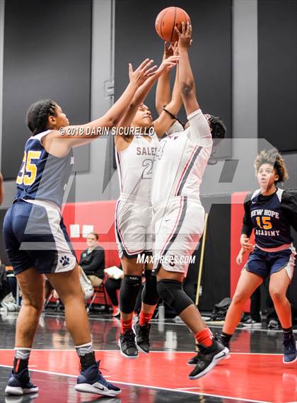 Thumbnail 2 in Salesian College Preparatory vs. New Hope Academy (Nike Tournament of Champions) photogallery.