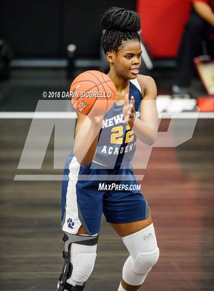 Thumbnail 3 in Salesian College Preparatory vs. New Hope Academy (Nike Tournament of Champions) photogallery.