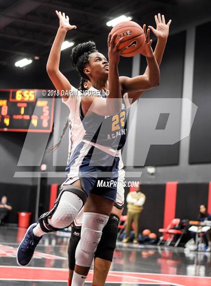 Thumbnail 3 in Salesian College Preparatory vs. New Hope Academy (Nike Tournament of Champions) photogallery.