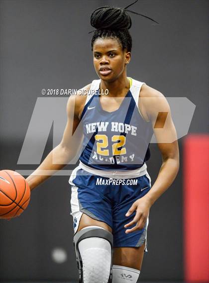 Thumbnail 3 in Salesian College Preparatory vs. New Hope Academy (Nike Tournament of Champions) photogallery.