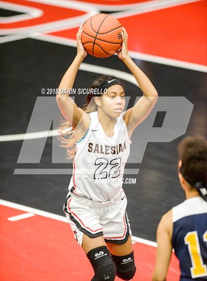 Thumbnail 2 in Salesian College Preparatory vs. New Hope Academy (Nike Tournament of Champions) photogallery.