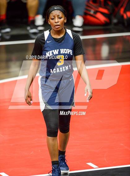 Thumbnail 2 in Salesian College Preparatory vs. New Hope Academy (Nike Tournament of Champions) photogallery.