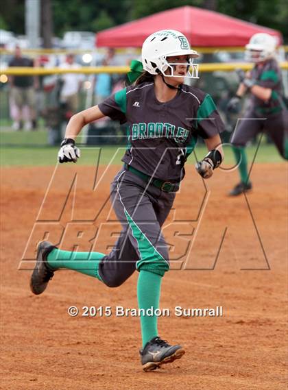 Thumbnail 3 in Isabella vs Brantley (AHSAA 1A  Final) photogallery.