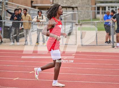 Thumbnail 3 in UIL 6A Track & Field District Prelims (100M) photogallery.