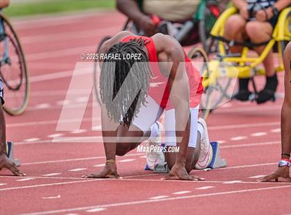 Thumbnail 3 in UIL 6A Track & Field District Prelims (100M) photogallery.
