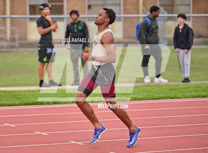 Thumbnail 2 in UIL 6A Track & Field District Prelims (100M) photogallery.