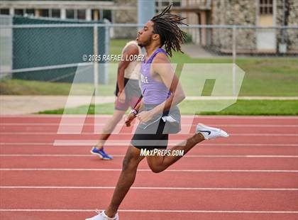 Thumbnail 1 in UIL 6A Track & Field District Prelims (100M) photogallery.