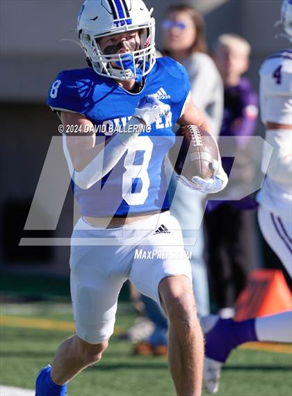 Thumbnail 3 in Jacksboro vs Gunter (UIL Football 3A Division II Regional Semifinal)  photogallery.