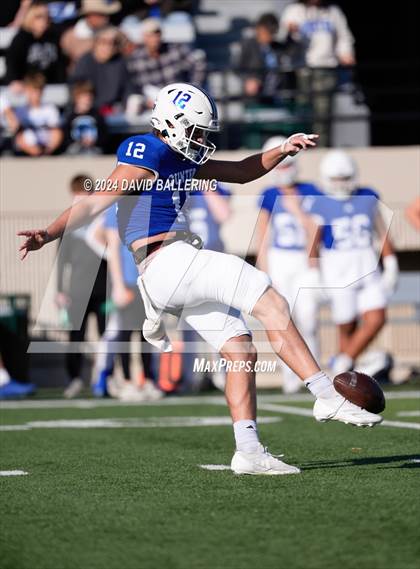 Thumbnail 2 in Jacksboro vs Gunter (UIL Football 3A Division II Regional Semifinal)  photogallery.