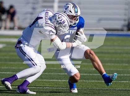 Thumbnail 3 in Jacksboro vs Gunter (UIL Football 3A Division II Regional Semifinal)  photogallery.