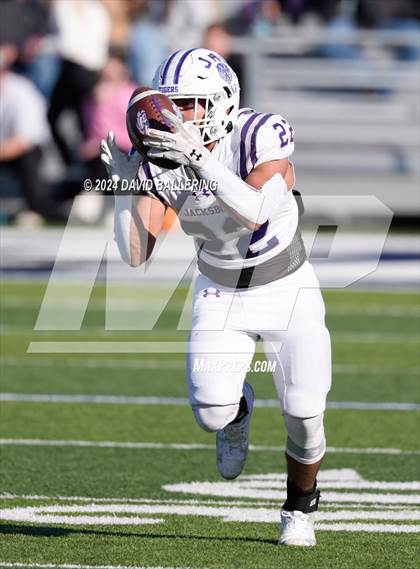 Thumbnail 3 in Jacksboro vs Gunter (UIL Football 3A Division II Regional Semifinal)  photogallery.