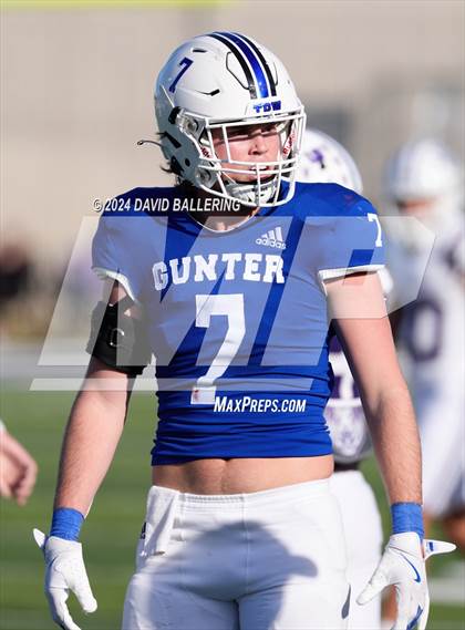 Thumbnail 3 in Jacksboro vs Gunter (UIL Football 3A Division II Regional Semifinal)  photogallery.