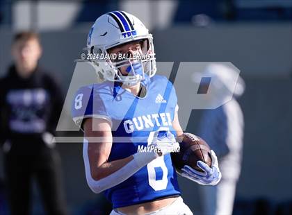 Thumbnail 3 in Jacksboro vs Gunter (UIL Football 3A Division II Regional Semifinal)  photogallery.