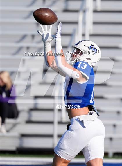 Thumbnail 2 in Jacksboro vs Gunter (UIL Football 3A Division II Regional Semifinal)  photogallery.