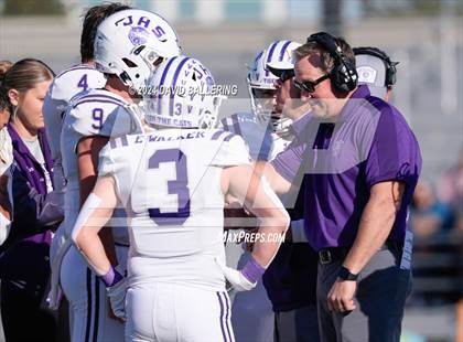 Thumbnail 1 in Jacksboro vs Gunter (UIL Football 3A Division II Regional Semifinal)  photogallery.