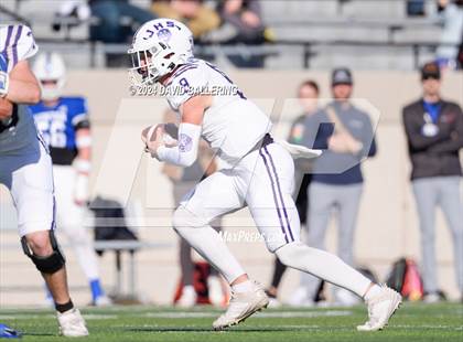 Thumbnail 3 in Jacksboro vs Gunter (UIL Football 3A Division II Regional Semifinal)  photogallery.