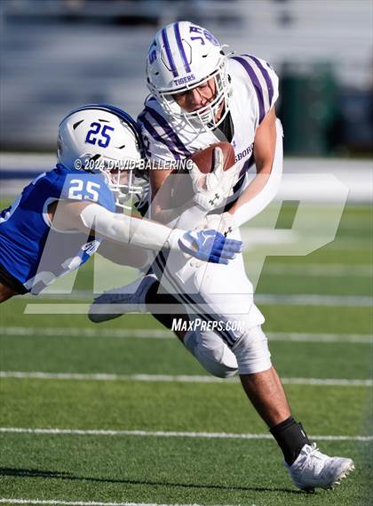 Thumbnail 2 in Jacksboro vs Gunter (UIL Football 3A Division II Regional Semifinal)  photogallery.