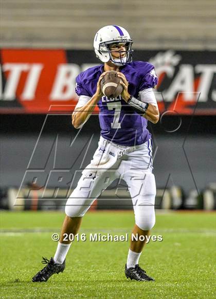 Thumbnail 2 in Pickerington Central @ Elder (Crosstown Showdown) photogallery.