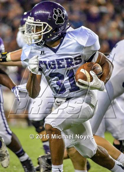 Thumbnail 1 in Pickerington Central @ Elder (Crosstown Showdown) photogallery.