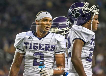 Thumbnail 1 in Pickerington Central @ Elder (Crosstown Showdown) photogallery.